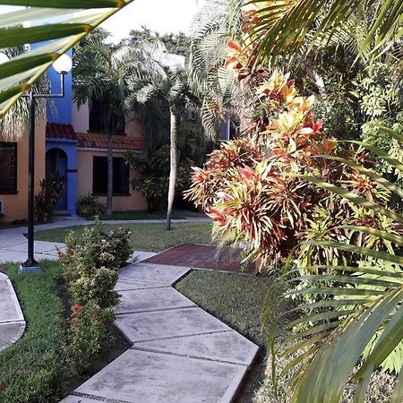 Appartement Cozy Townhouse In Great Location à Cancún Extérieur photo